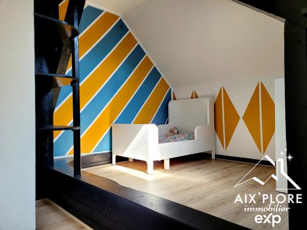 Maison T12 contemporaine de 265 m² sur parcelle de 1600 m² avec T3 indépendant