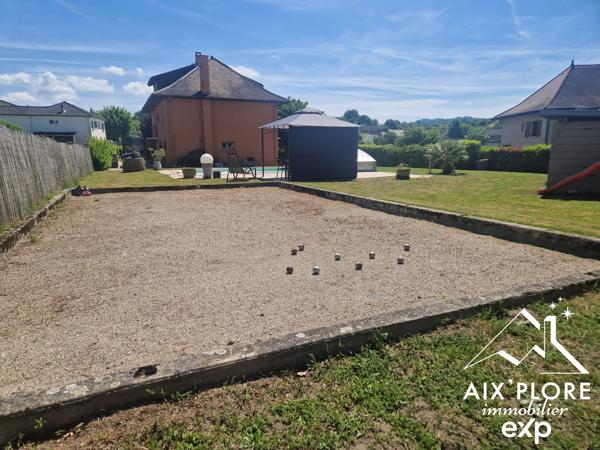 Maison T12 contemporaine de 265 m² sur parcelle de 1600 m² avec T3 indépendant