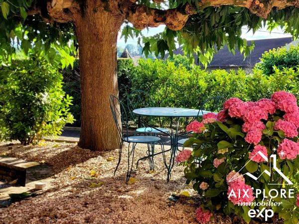 Maison T12 contemporaine de 265 m² sur parcelle de 1600 m² avec T3 indépendant