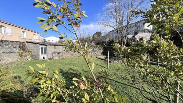 Maison à vendre |  Le Poiré-sur-Vie |  2 pièces | 66 m²