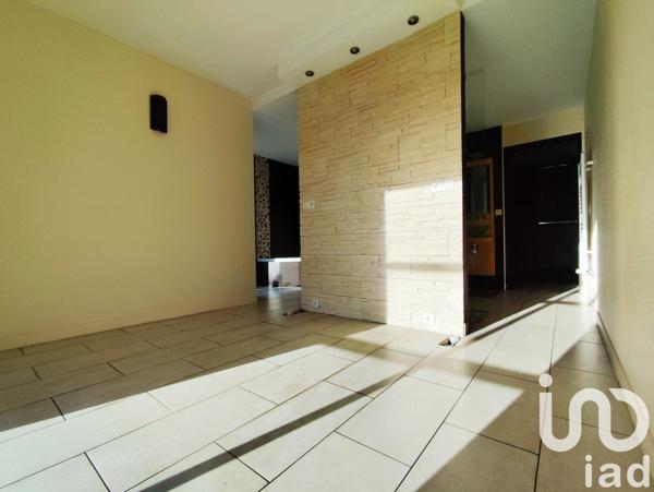 Maison d’architecte 6 pièces de 240 m² à Sainte-Marie (35600)