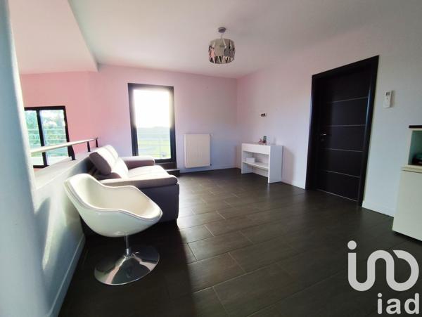 Maison d’architecte 6 pièces de 240 m² à Sainte-Marie (35600)