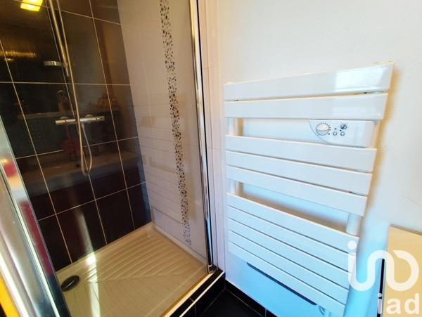 Maison d’architecte 6 pièces de 240 m² à Sainte-Marie (35600)