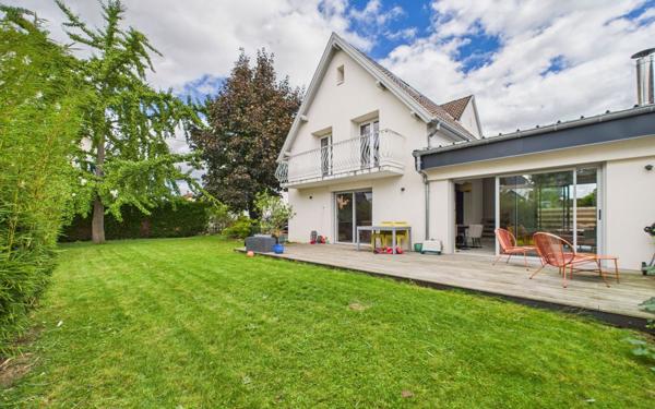 Maison à vendre    4 pièces • 118 m2 Illkirch-Graffenstaden