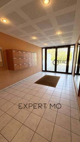 Saint-Égrève (38120) appartement T2 52 m2 avec terrasse