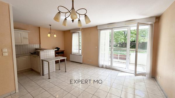 Saint-Égrève (38120) appartement T2 52 m2 avec terrasse
