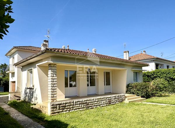 Maison Pineuilh 6 pièce(s) 3 chambres 146 m2 habitables quartier calme possibilité de vivre de plain pied