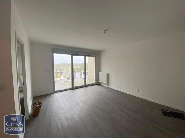 Appartement à louer 2 pièces 42.3m² Montlouis-sur-Loire (37270)