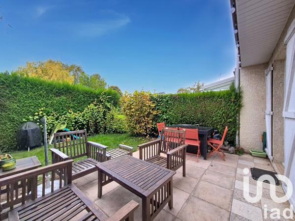 Maison à vendre 6 pièces 118 m² Le Mesnil-Saint-Denis