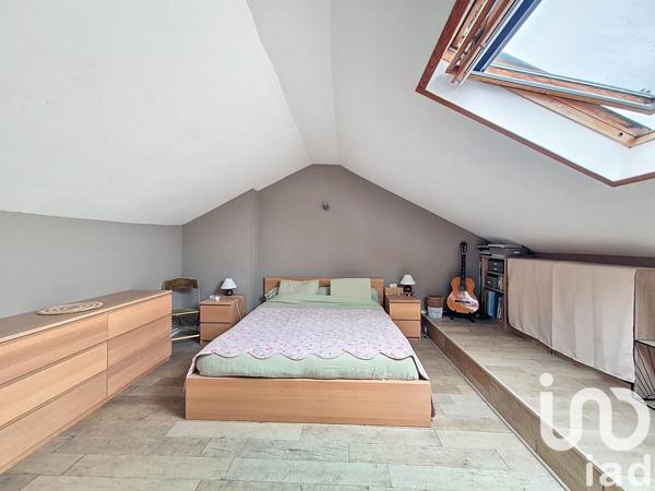 Maison à vendre 6 pièces 118 m² Le Mesnil-Saint-Denis