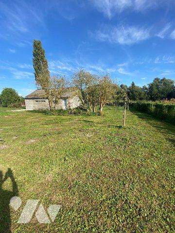 MARAIS DE GUINES GARAGE DE 80 M² SUR PARCELLE DE 800 M²