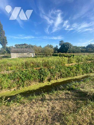 MARAIS DE GUINES GARAGE DE 80 M² SUR PARCELLE DE 800 M²