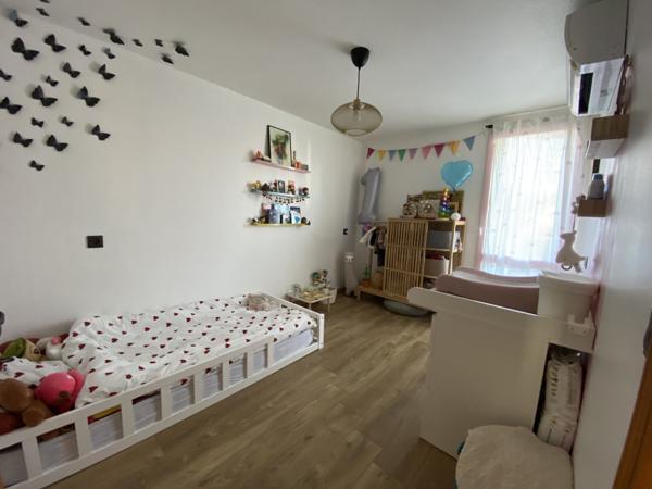 Appartement à VILLENEUVE LOUBET (06270)