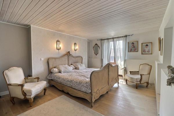 Maison de Ville 7P 210 m² avec Garage / Atelier à CROLLES (38920)