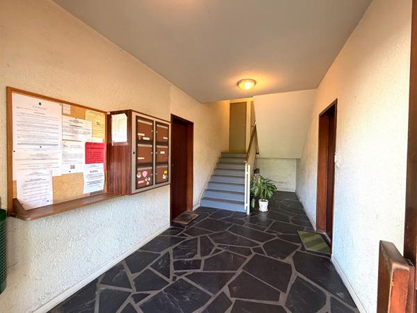 Appartement 4 pièces. Beaux volumes, résidence calme et verdoyante