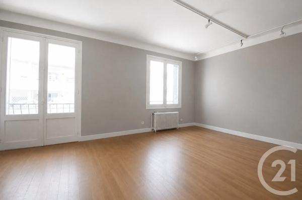 Maison à vendre  7 pièces - 273,72 m 2   VICHY  - 03