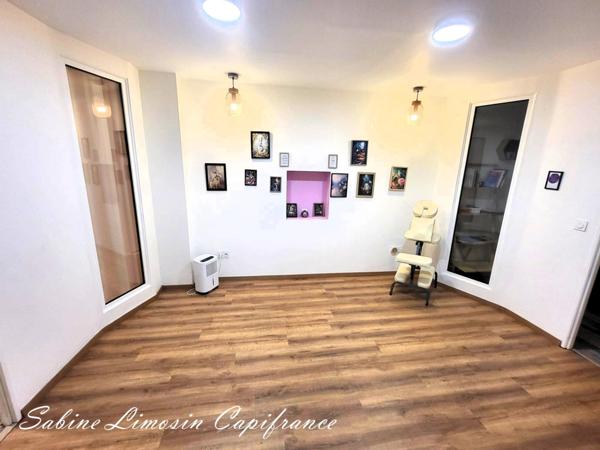 Local/bureau à vendre DELLE (90)