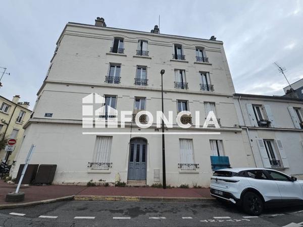 Location Studio 11.58 m² - 8 - 8 BIS RUE DE L'ARCHEVECHE Charenton Le Pont 94220