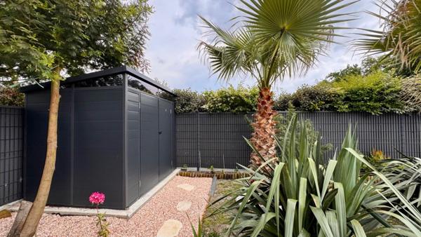 Jolie villa récente de plain-pied, très soignée