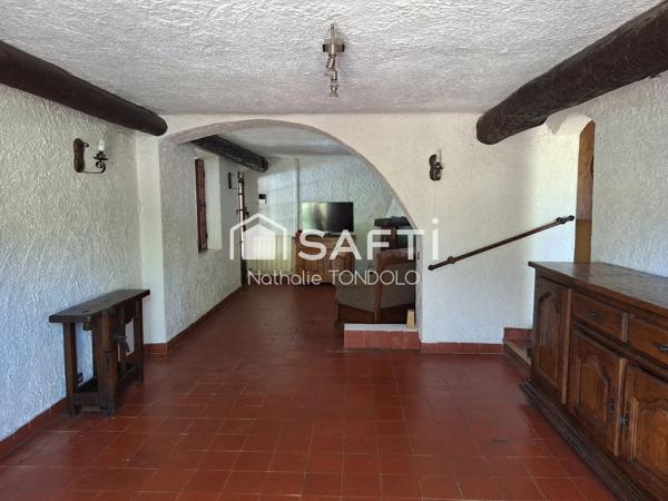 Aperçu de cette maison à vendre de 6 pièces et 149 m2