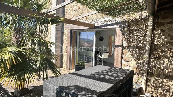 Maison en pierre de 103 m²