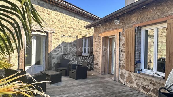 Maison en pierre de 103 m²