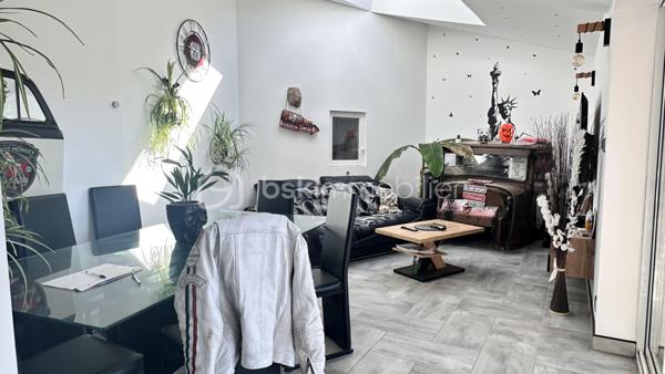 Maison en pierre de 103 m²