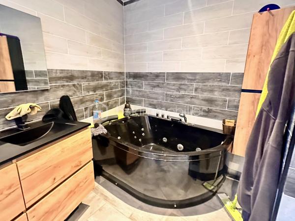 Maison en pierre de 103 m²