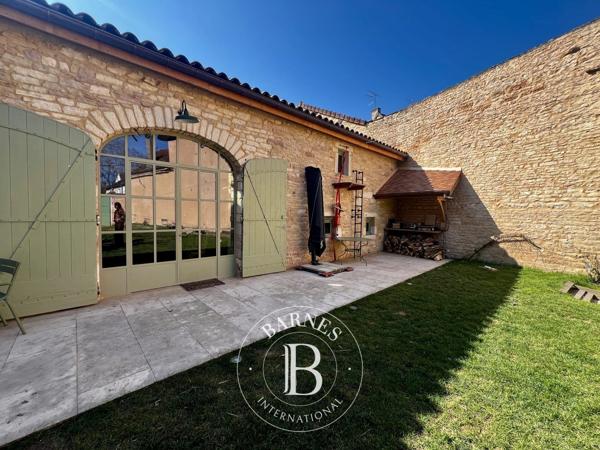 Givry, Maison de village 8 Chambres -  386 m² à vendre