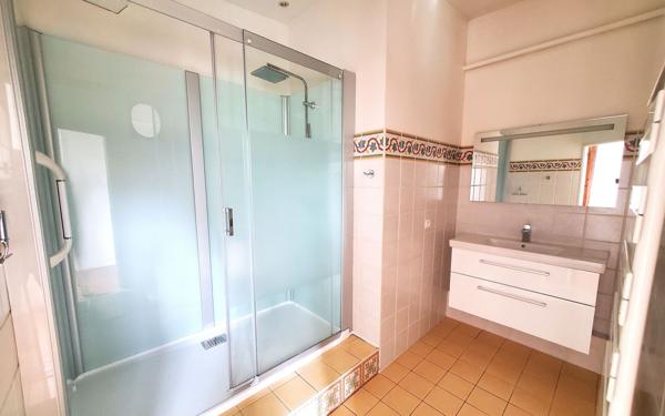 Maison à vendre    5 pièces • 145 m2 Crécy-la-Chapelle