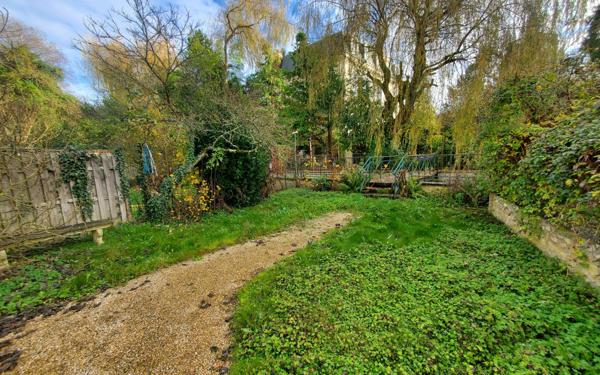 Maison à vendre    5 pièces • 145 m2 Crécy-la-Chapelle