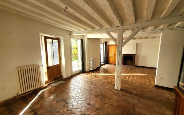 Maison à vendre    5 pièces • 145 m2 Crécy-la-Chapelle