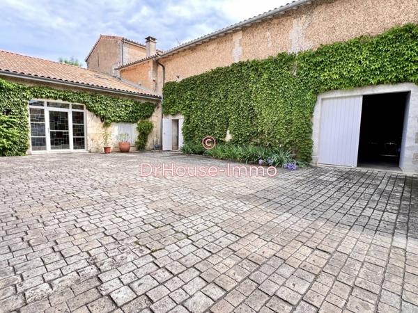 Maison à vendre 8 pièces de 250 m²