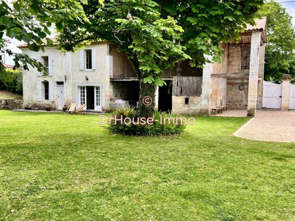 Maison à vendre 8 pièces de 250 m²