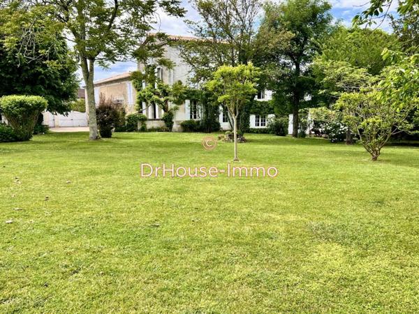 Maison à vendre 8 pièces de 250 m²