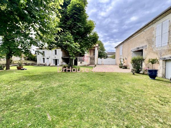 Maison à vendre 8 pièces de 250 m²