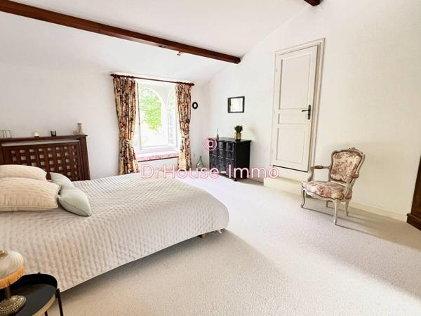 Maison à vendre 8 pièces de 250 m²