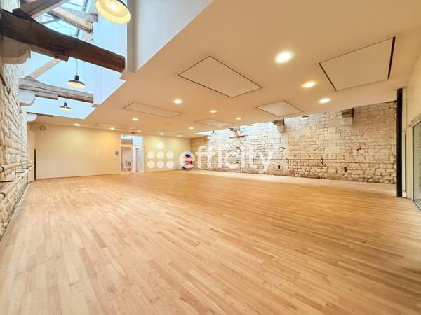 Local Commercial 10 pièces - 420 m² Exclusivité efficity