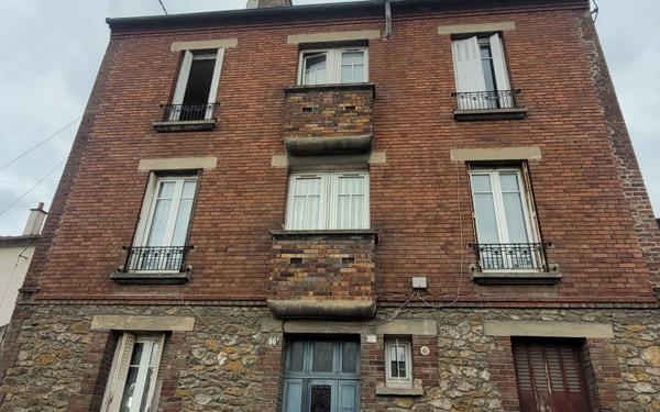 Appartement à louer    1 pièce •  Aubervilliers