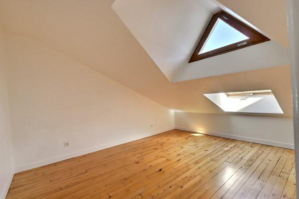 EXCLUSIVITE CHAMALIERES, belle villa avec 6 chambres, garage et jardin
