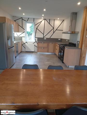 Maison à LAPALISSE, 03120 - 6 pièces 160m²