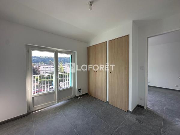 Location appartement Bourgoin-Jallieu - 2 pièce(s) - 29 m² - 625 €/mois