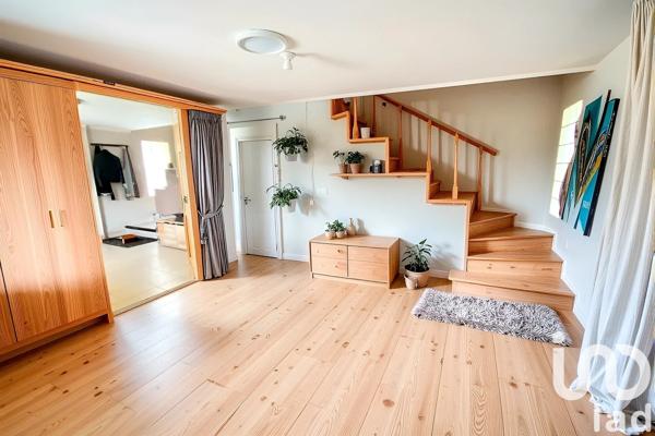 Maison 6 pièces de 160 m² à Mitry-Mory (77290)