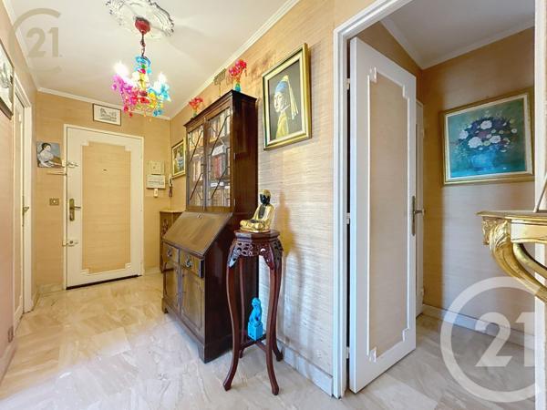 Appartement F4 à vendre  4 pièces - 84,79 m2 BONDY - 93