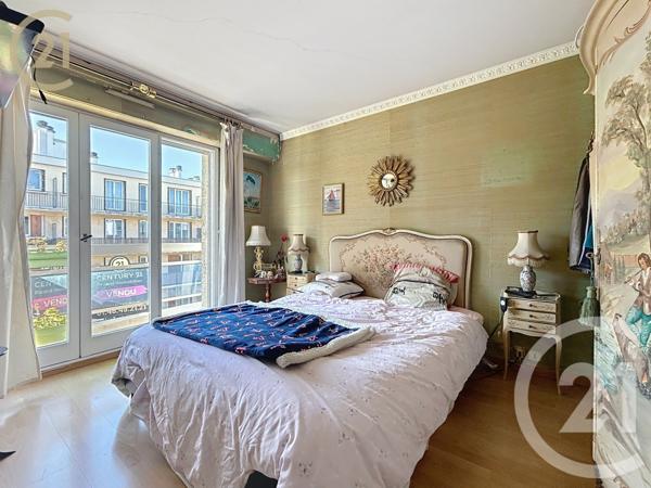 Appartement F4 à vendre  4 pièces - 84,79 m2 BONDY - 93