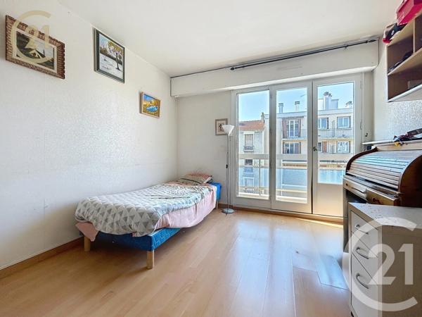 Appartement F4 à vendre  4 pièces - 84,79 m2 BONDY - 93