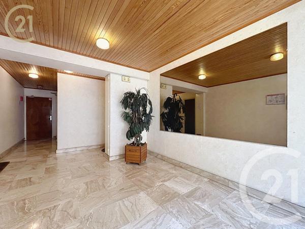 Appartement F4 à vendre  4 pièces - 84,79 m2 BONDY - 93