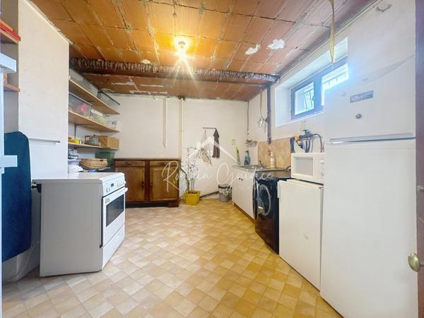 Millau (12100) MAISON F5 DE 144 M2 SUR TERRAIN DE 685 M2