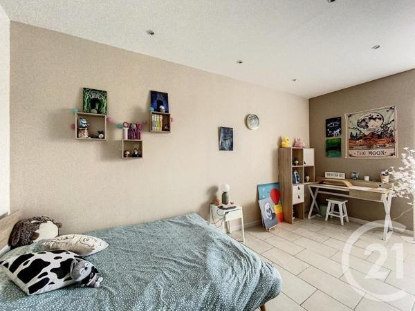 Appartement F4 à vendre  4 pièces - 94 m2 NEMOURS - 77