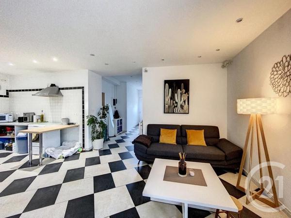 Appartement F4 à vendre  4 pièces - 94 m2 NEMOURS - 77